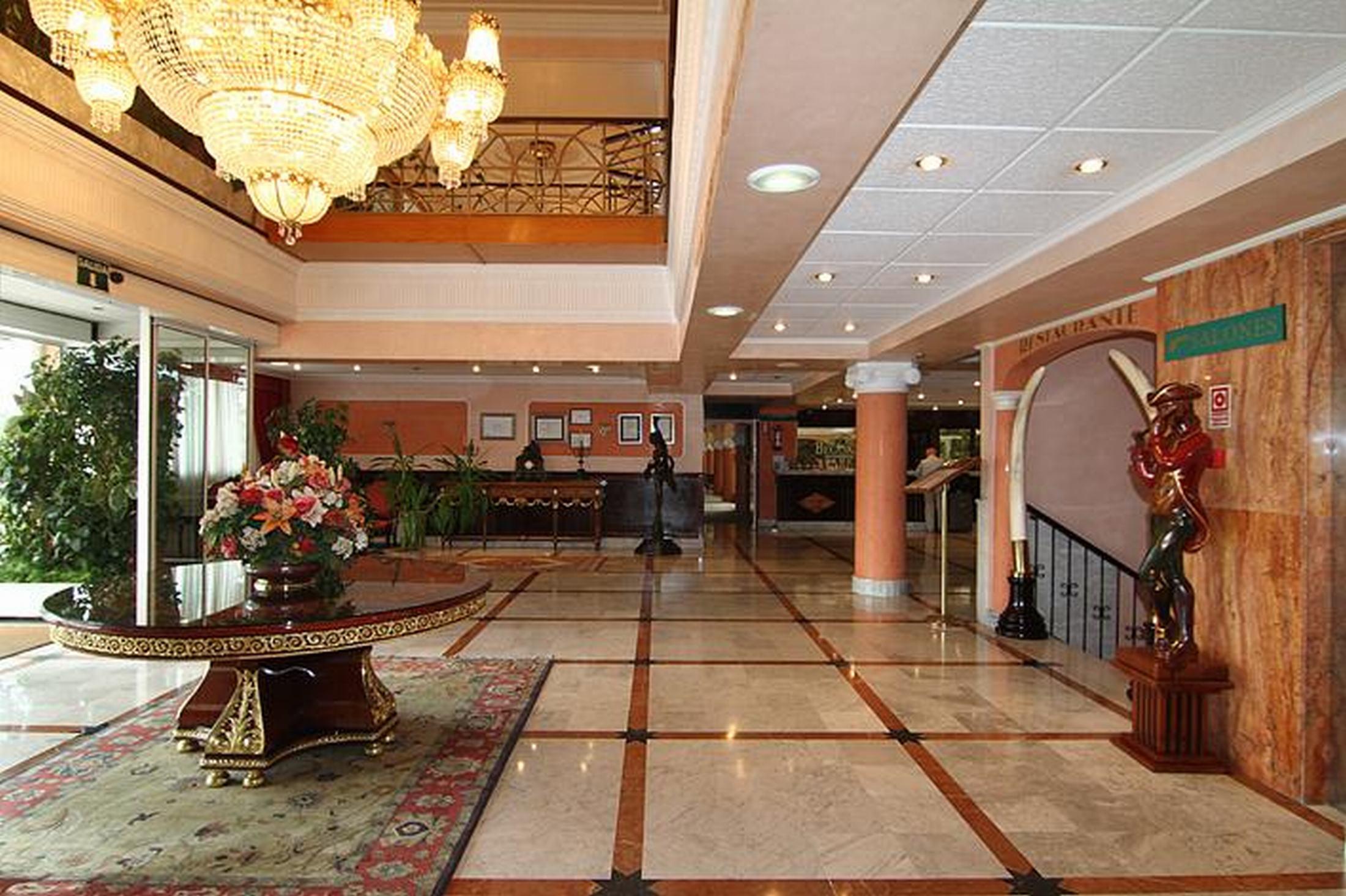 גיחון Hotel Begona Park מראה חיצוני תמונה